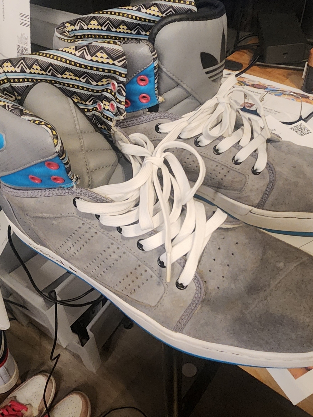 Adidas High-Top Sneakers in Grey with White Laces - Picture 4 of 6